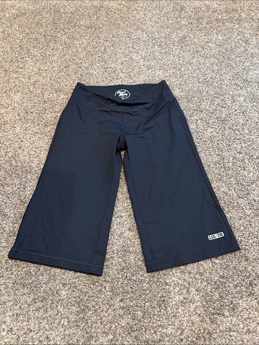 Life is Good "Good Move" Black Wide-Leg Athletic Capris Size Medium
